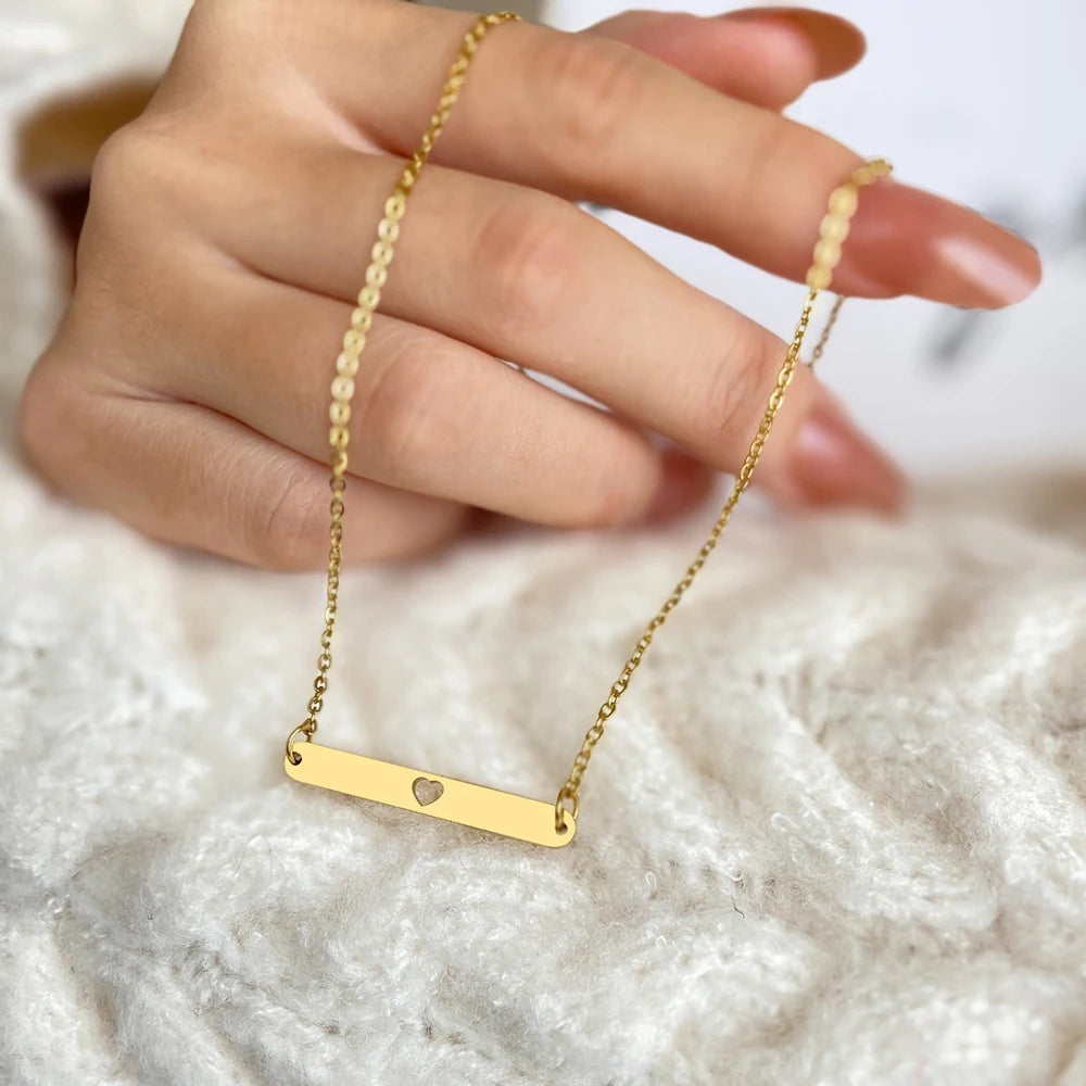 Horizontal Stick Necklace