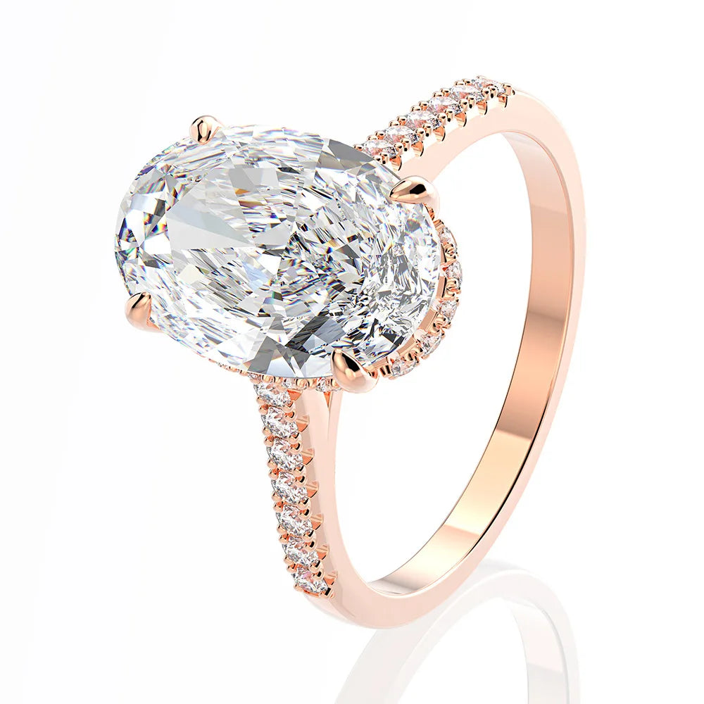 Oval Cut Diamond Rings