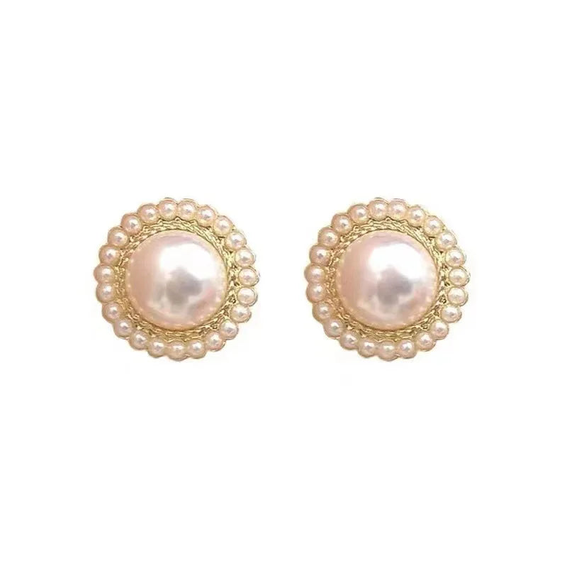 Big Pearl Stud Earring