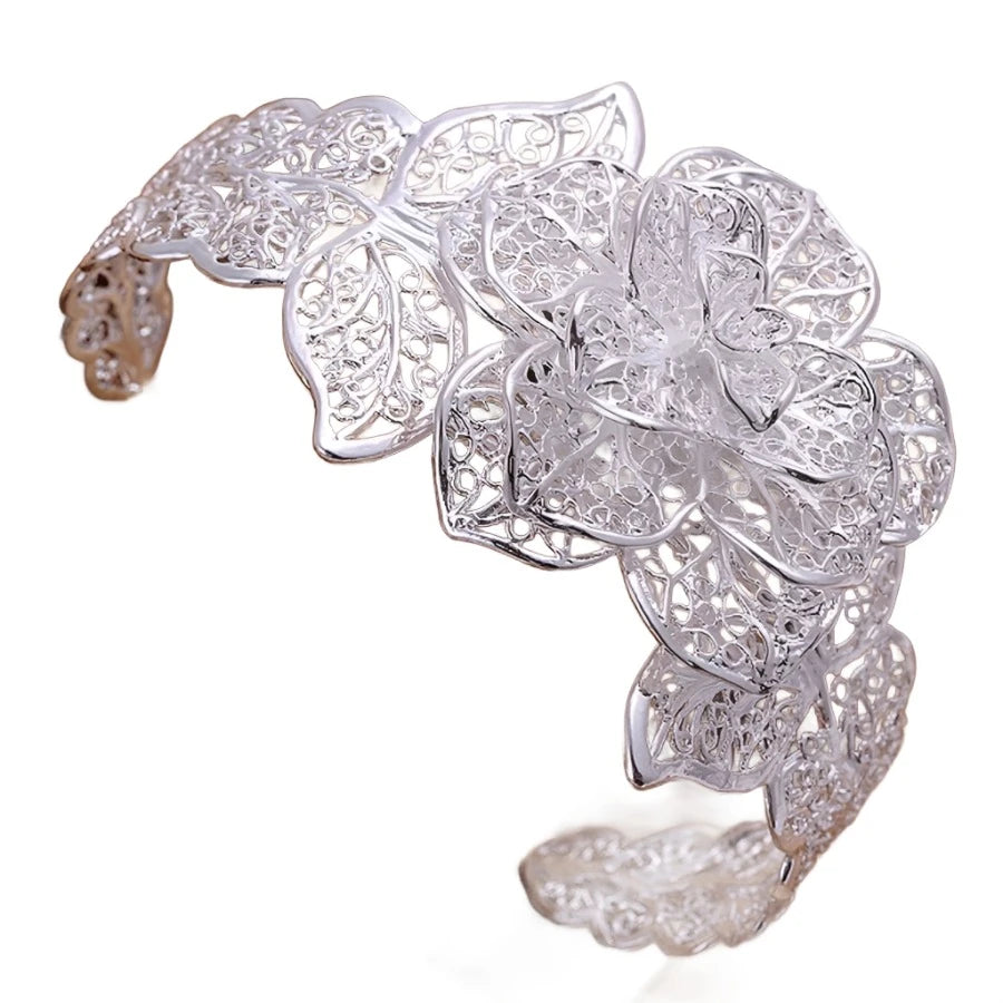 Lady Flowers Openings Bracelet
