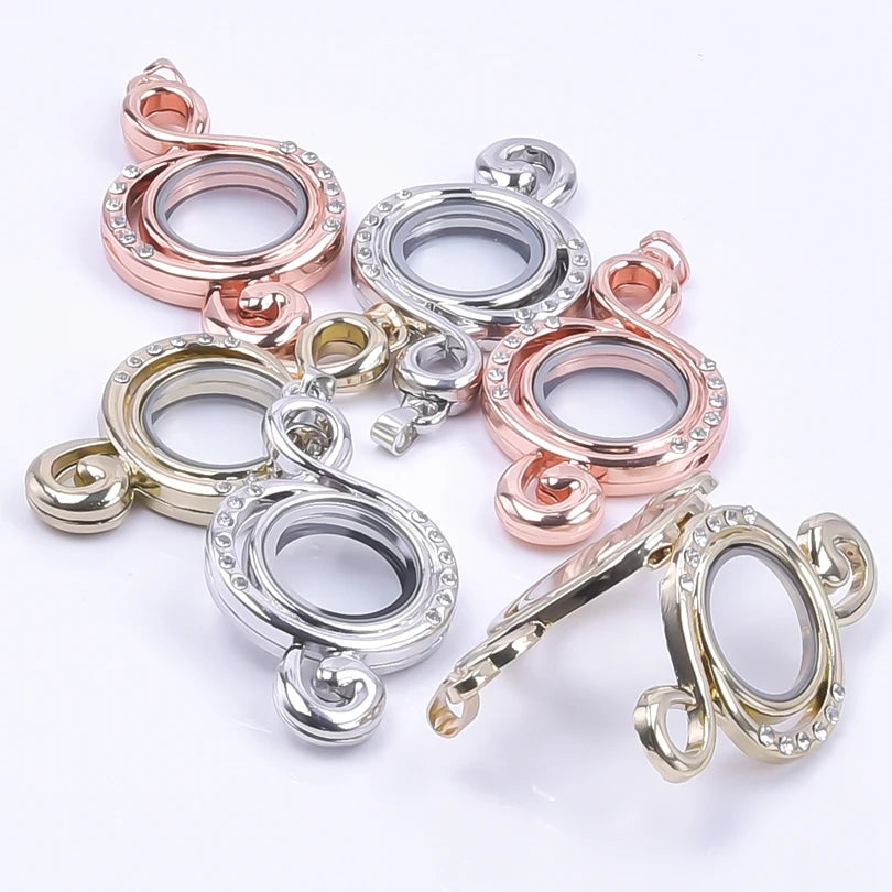 Mix Style Heart Glass Nackles