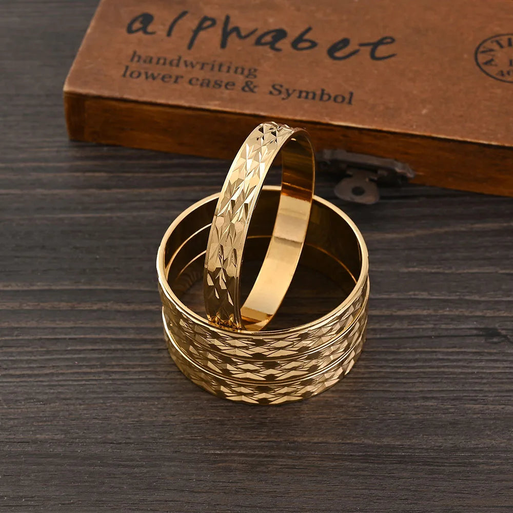 Gold Color Cute Bangle