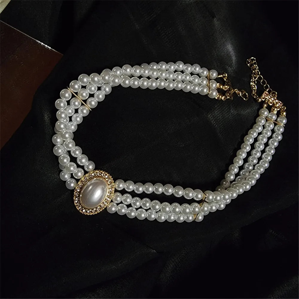Elegant Three-Layer Pearl Necklace