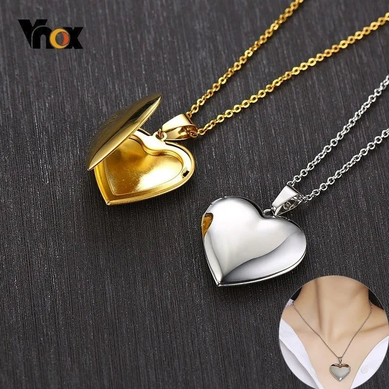 Heart Openable Photo Frame Necklace
