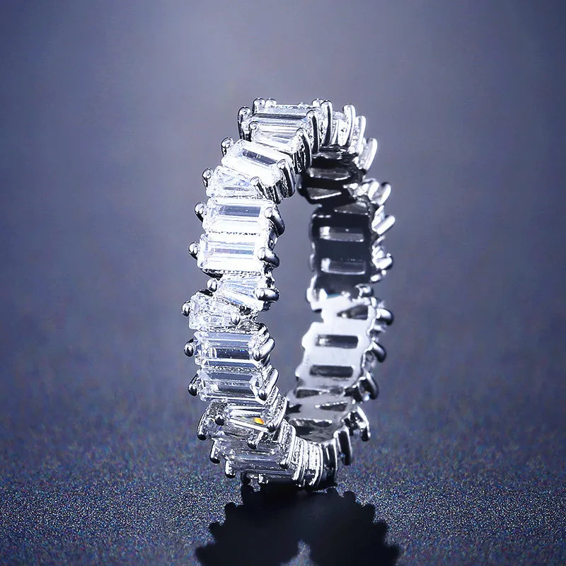 40354674966586|40354674999354|40354675032122